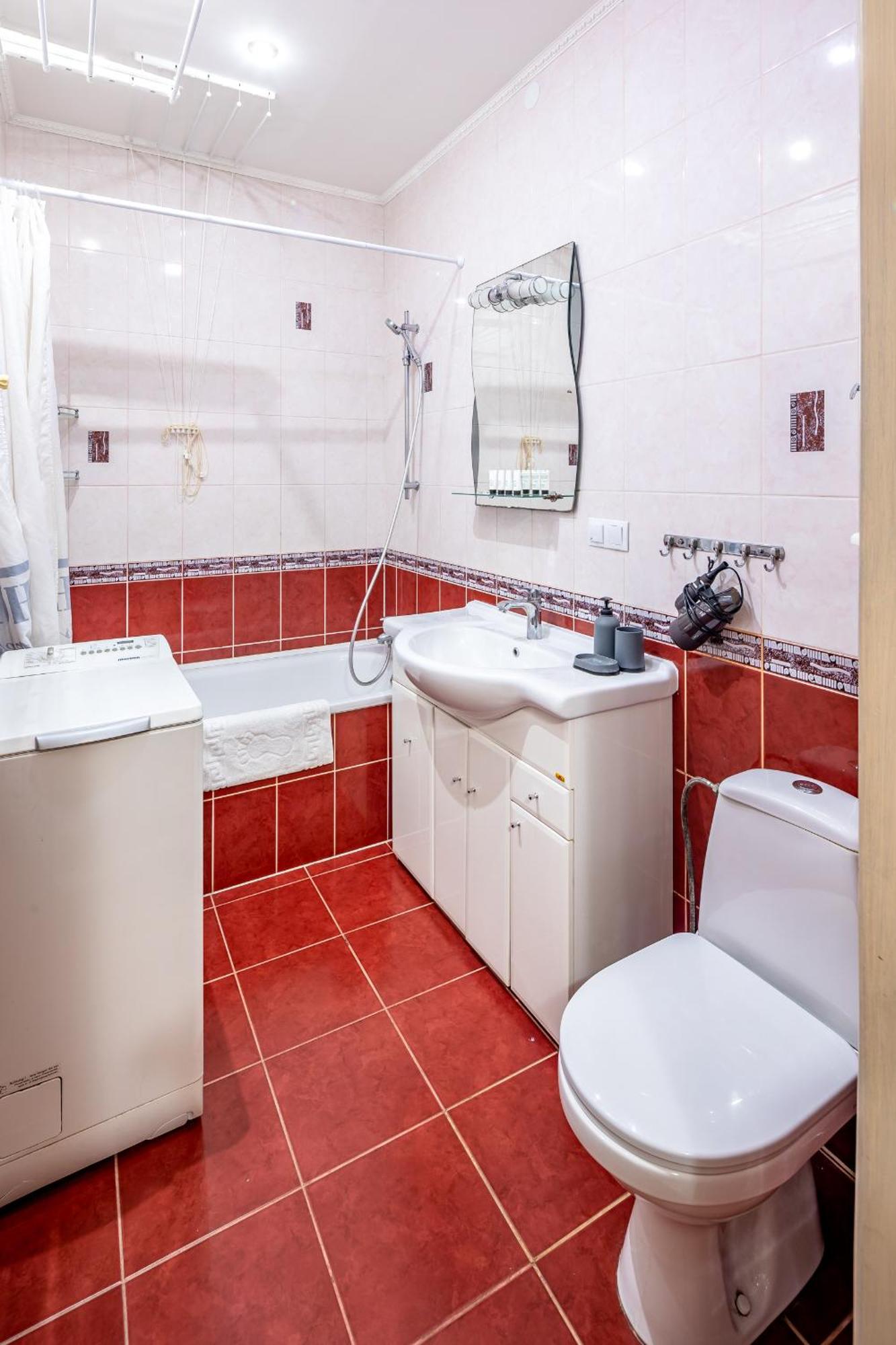 Just Another Comfy Apartment On The Main Squere. 2 Bedrooms, Own Heating, Ac Lviv Exteriör bild