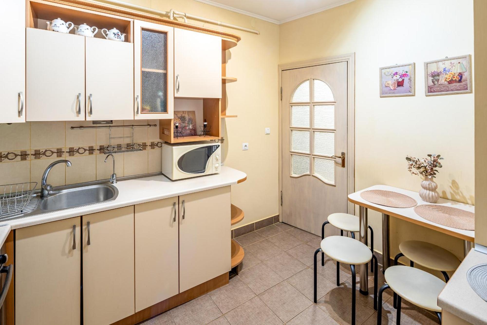 Just Another Comfy Apartment On The Main Squere. 2 Bedrooms, Own Heating, Ac Lviv Exteriör bild