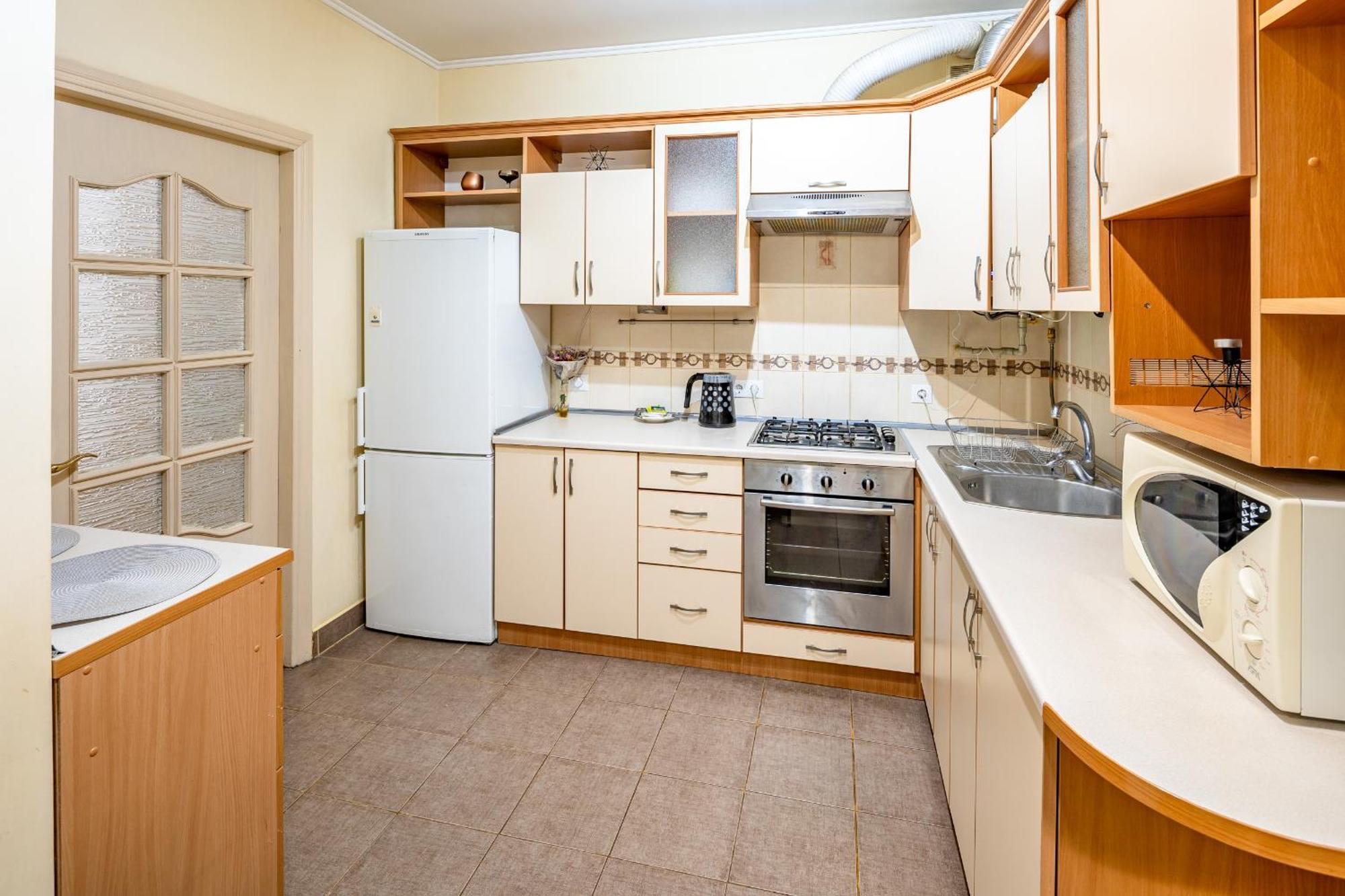 Just Another Comfy Apartment On The Main Squere. 2 Bedrooms, Own Heating, Ac Lviv Exteriör bild